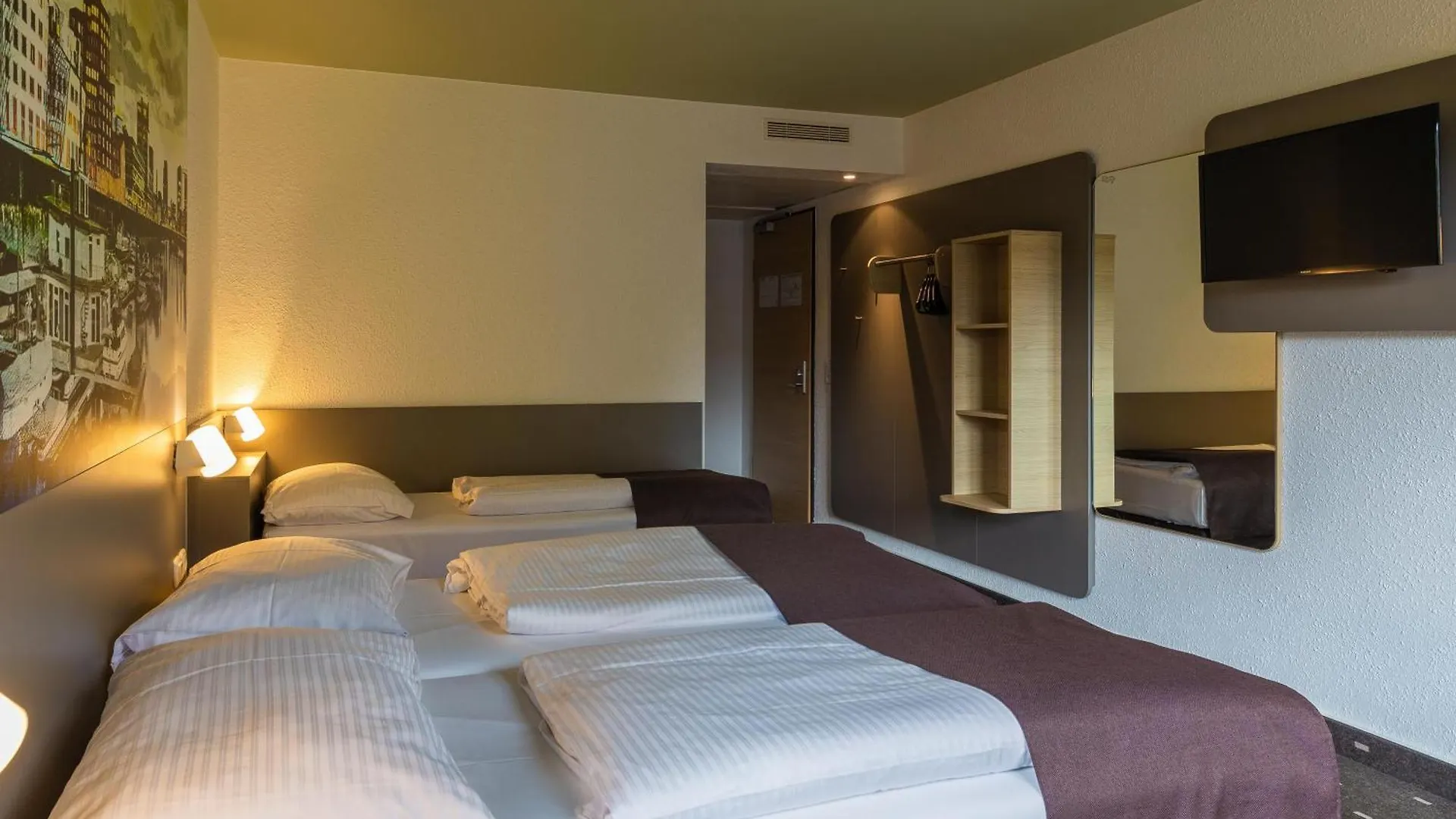 B&B Hotel Duesseldorf City-Sued  Düsseldorf