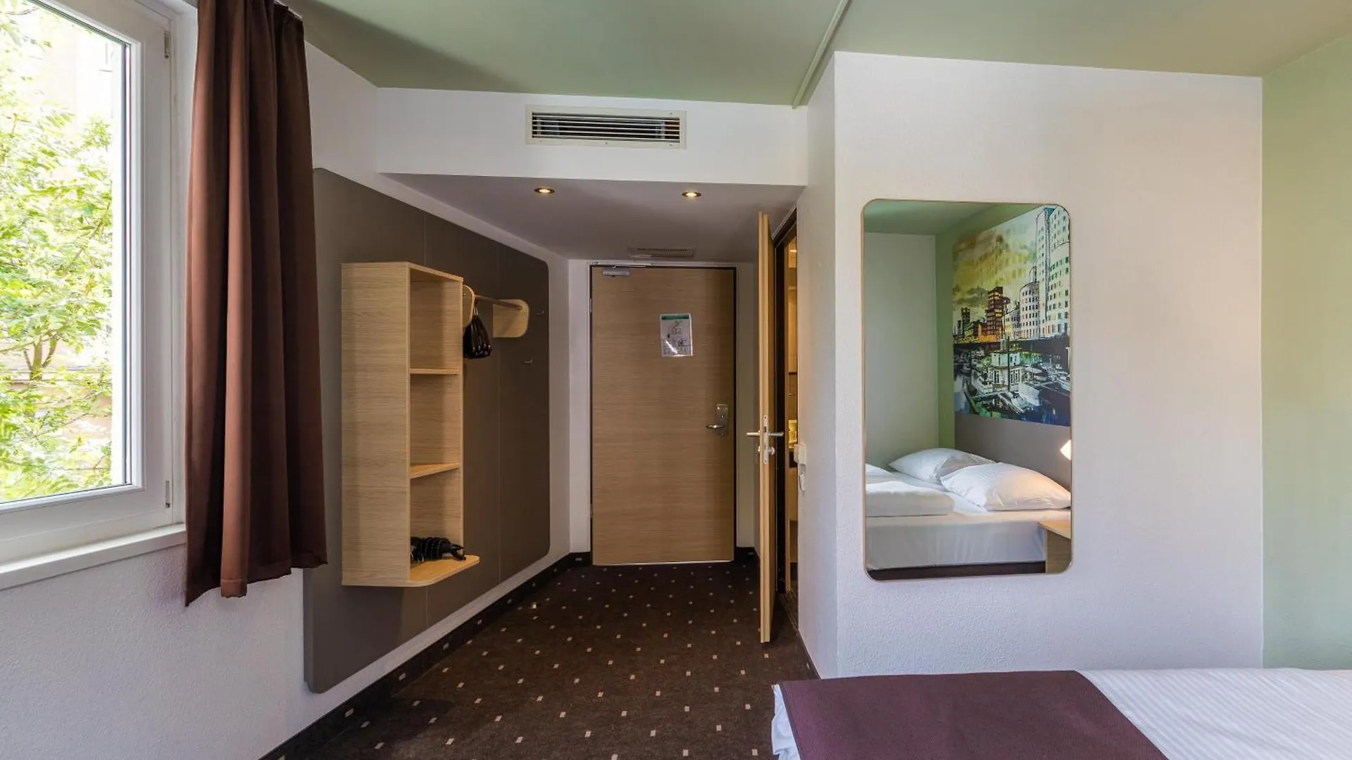 B&B Hotel Düsseldorf City-Süd